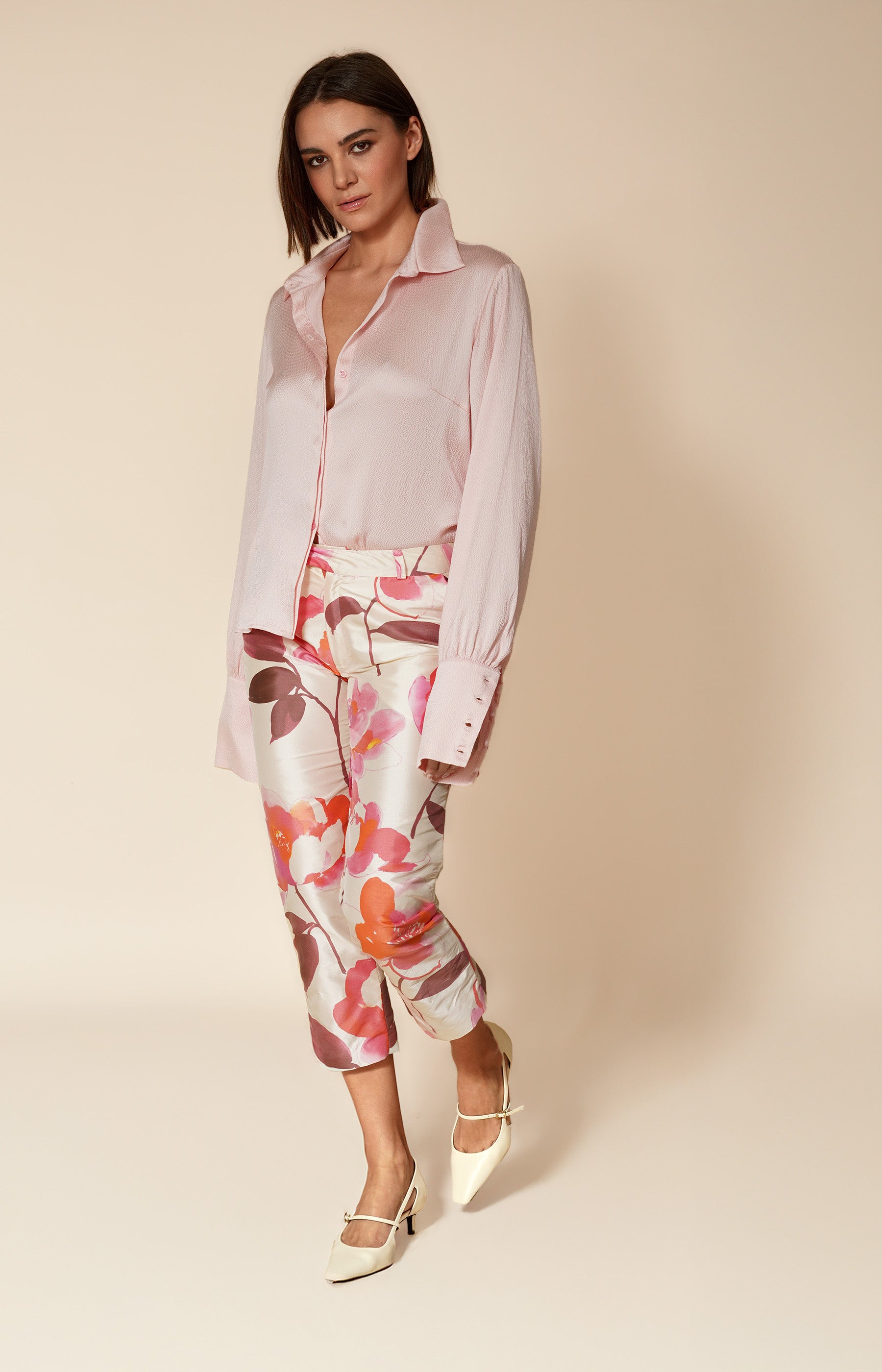 Gunda Hafner, Soft White Floral Silk Capri Trousers